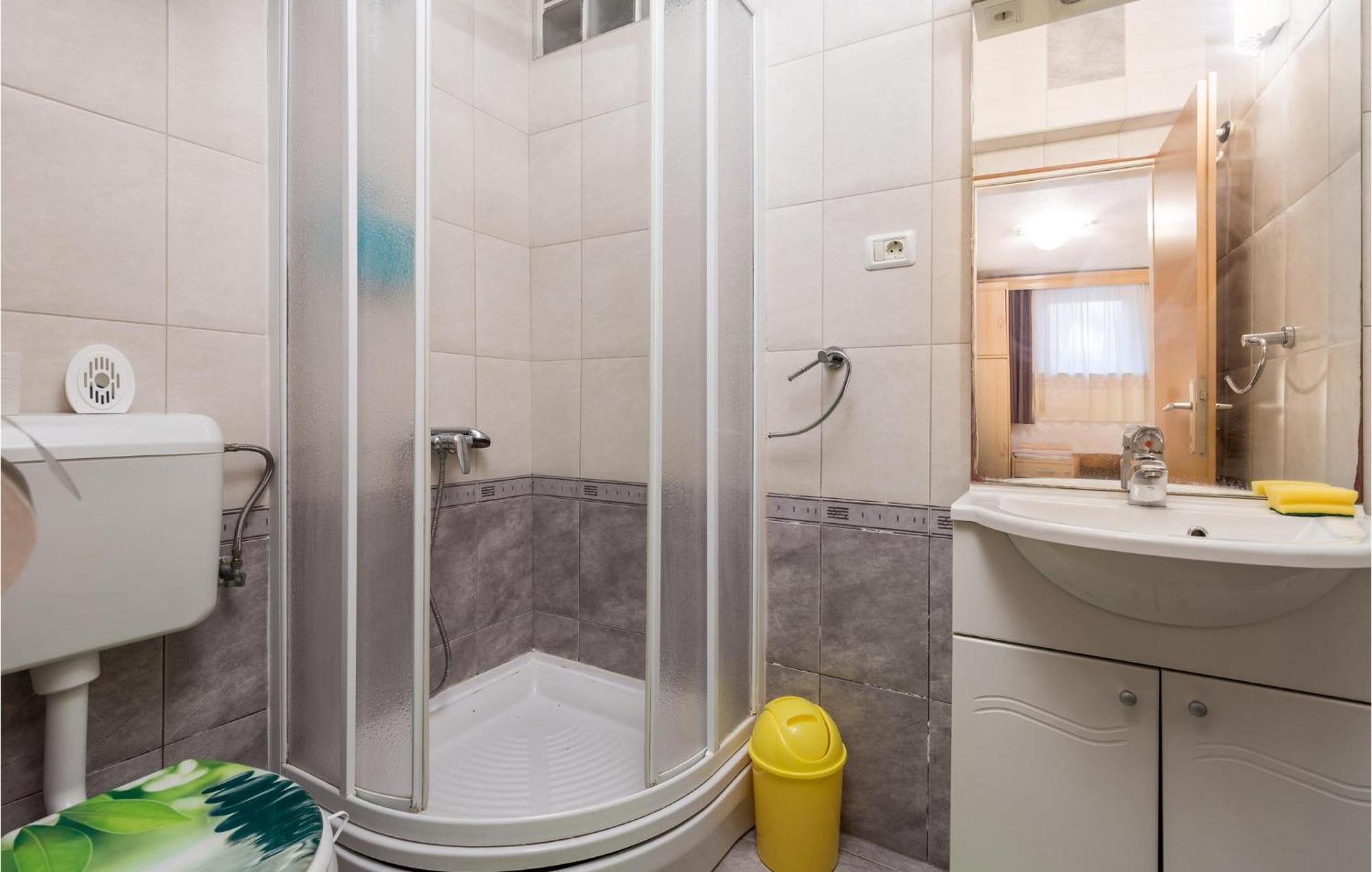 Beach Front Apartment In Punta Kriza With Kitchen Εξωτερικό φωτογραφία